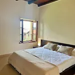 Апартаменты Charming In Private Park Near Crystal-clear Monate
