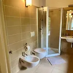 Charming In Private Park Near Crystal-clear Monate Апартаменты *