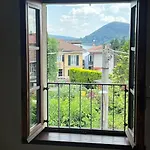Charming In Private Park Near Crystal-clear Monate Апартаменты