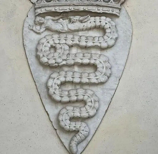 Charming In Private Park Near Crystal-clear Monate Lejlighed