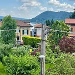 Charming In Private Park Near Crystal-clear Monate *