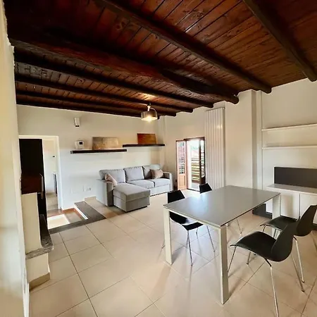 Borgo Del 1700- Le Scuderie- Trilocale